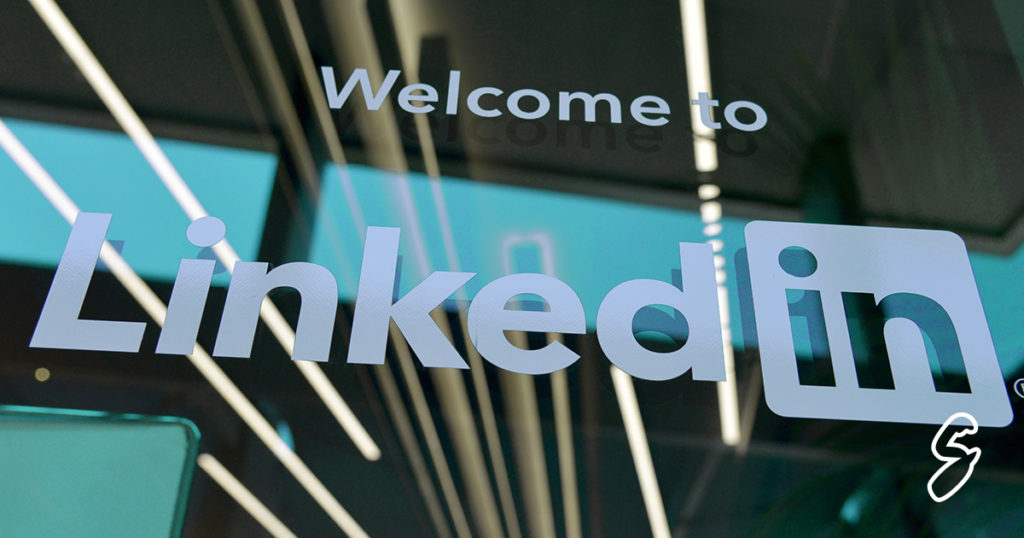 5 Easy Ways To Optimize Your LinkedIn Profile